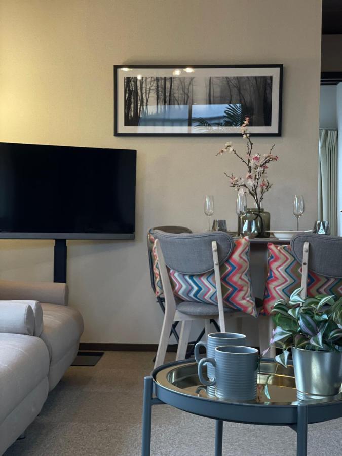 Shinjuku Modern Full-furnished Family Size Apartment3 Only 2min To Shinjuku By Train 公寓 *